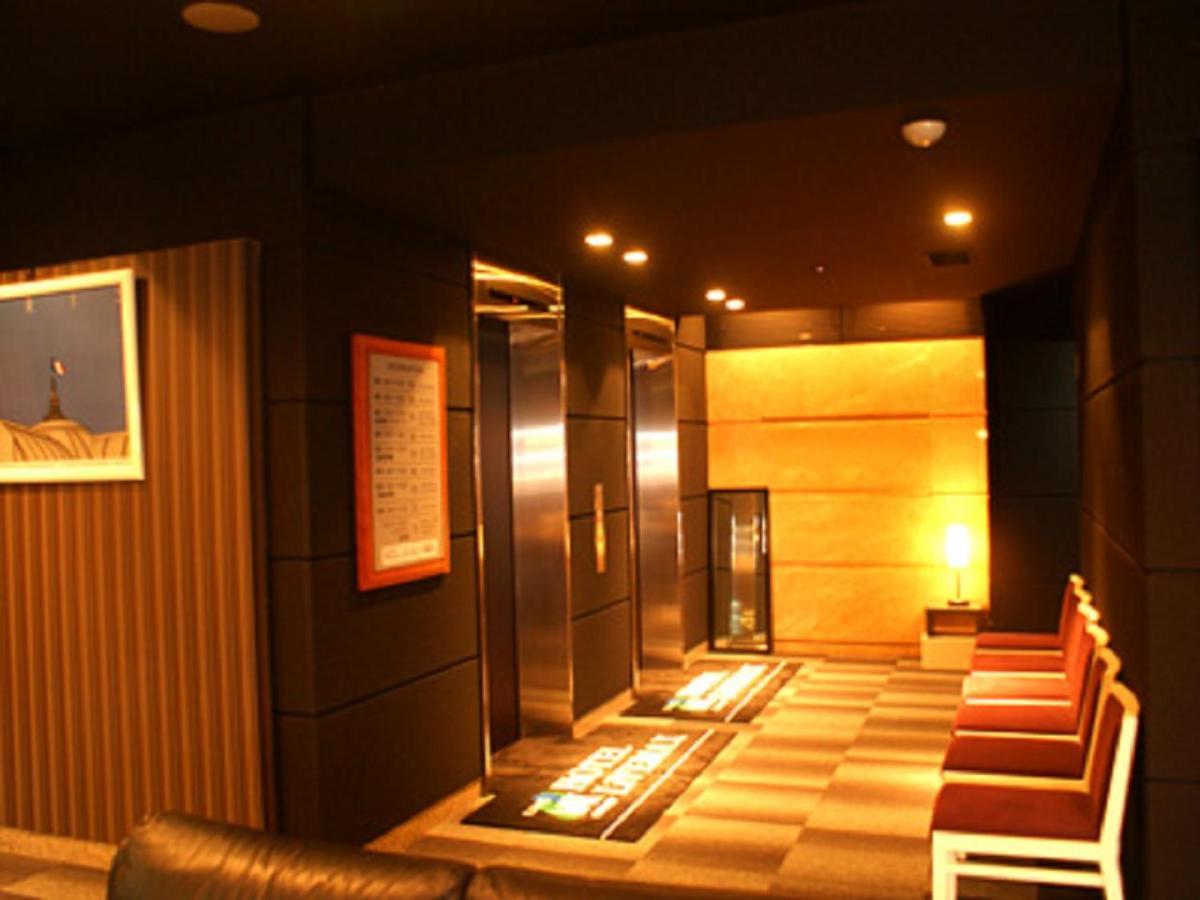 HOTEL LiVEMAX BUDGET Hiratsuka Ekimae Eksteriør billede