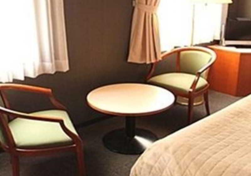 HOTEL LiVEMAX BUDGET Hiratsuka Ekimae Eksteriør billede